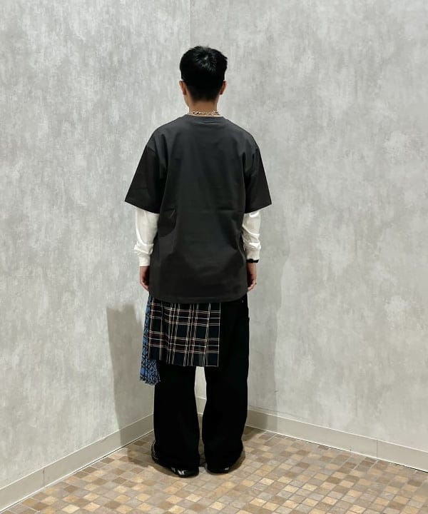 土田 達也さんの「BEAMS WOMEN｜【別注】Champion "BEAMS" LOGO T-Shirts」を使ったコーディネート