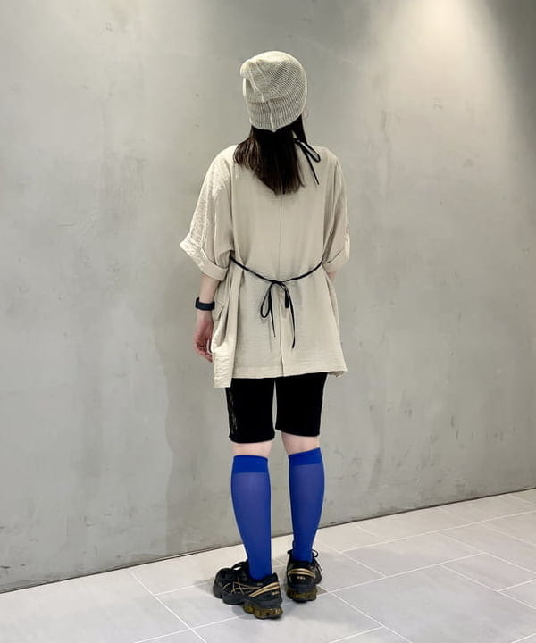 カタヤマ アヤさんの「BEAMS WOMEN｜シャーリング レース Tシャツ」を使ったコーディネート
