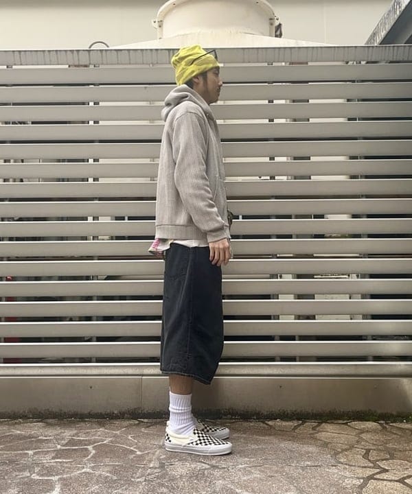 高遠 恒巳さんの「BEAMS WOMEN｜VANS / SLIP-ON REISSUE 98 LX CHECKERBOARD BLACK/OFF WHITE」を使ったコーディネート