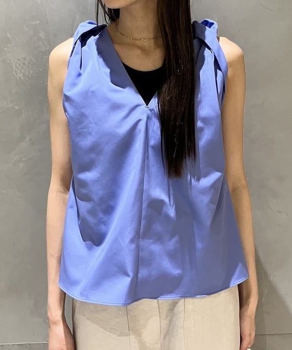 nodokaさんの「BEAMS WOMEN｜AK+1 / コットン ツイストショルダー ブラウス」を使ったコーディネート