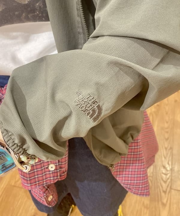 榎本 葵さんの「BEAMS WOMEN｜THE NORTH FACE / ビーフリー ジャケット」を使ったコーディネート