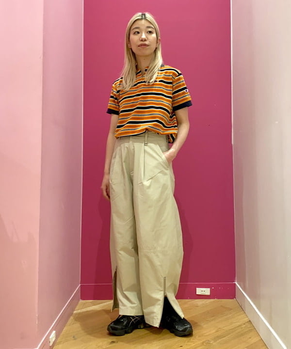 椎葉 未琴さんの「BEAMS WOMEN｜【別注】Champion / ポロシャツ」を使ったコーディネート
