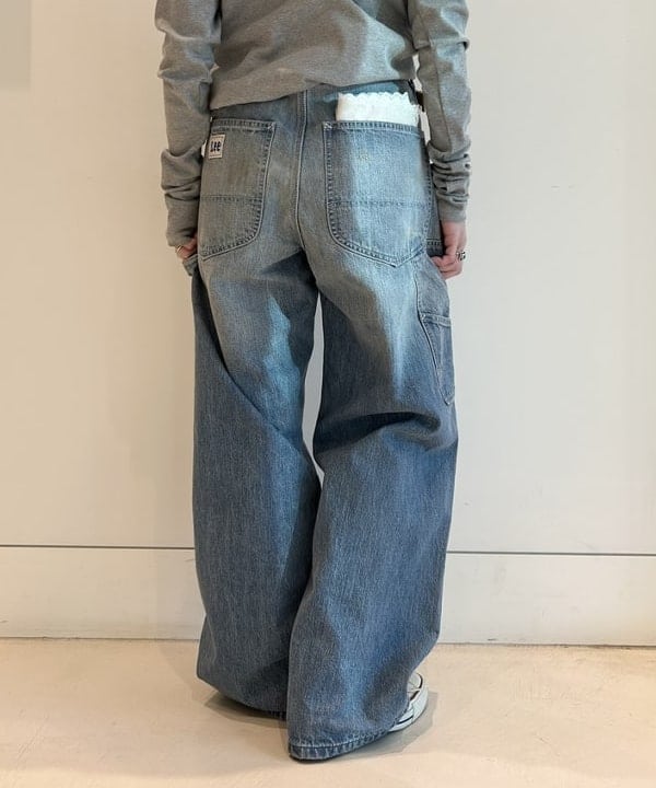 清水 彩乃さんの「BEAMS WOMEN｜【別注】Lee / ダメージ & リペア ペインター パンツ」を使ったコーディネート