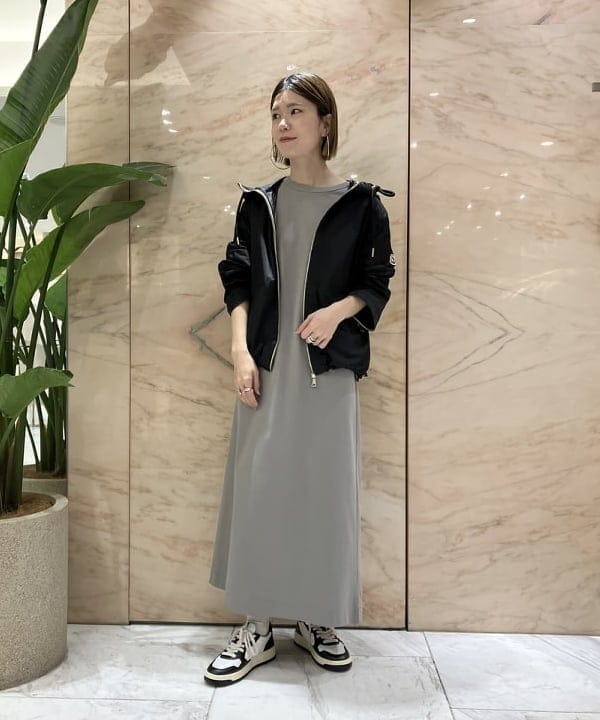 AONO SHIKAMAさんの「BEAMS WOMEN｜【別注】SLOANE / コットン天竺 フレンチスリーブ ワンピース」を使ったコーディネート