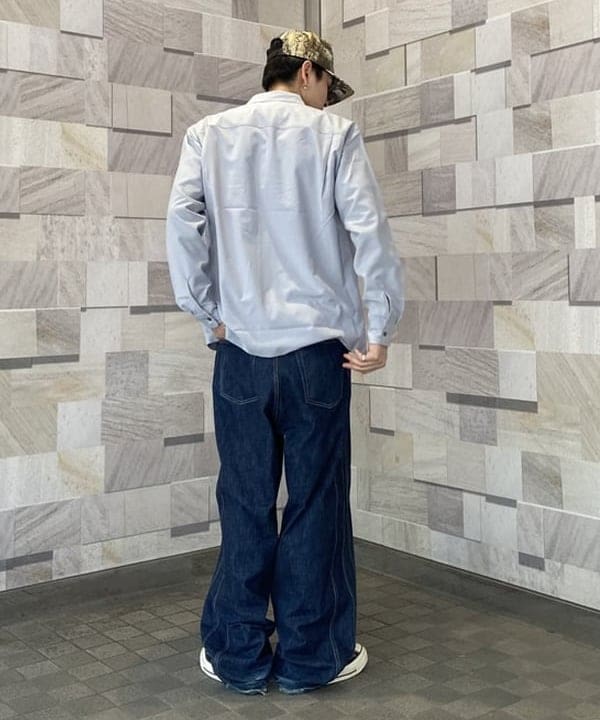 Lazzyさんの「リラックスフィット REFLAX（R） シャツ」を使ったコーディネート