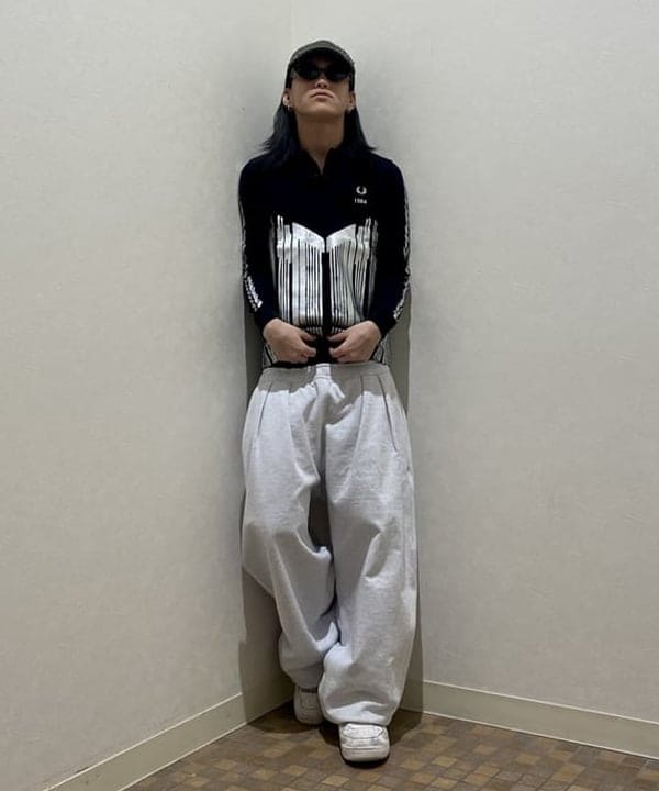 はるひむさんの「BEAMS WOMEN｜バルーン スウェットパンツ」を使ったコーディネート