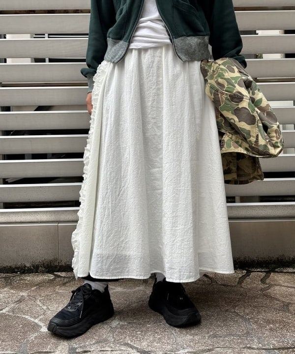 つぼさんの「BEAMS WOMEN｜1/2ソリッド リブ ソックス」を使ったコーディネート