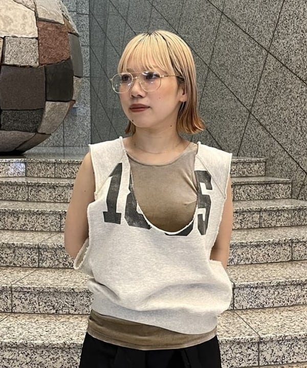 まゆちゃんさんの「BEAMS WOMEN｜ジップ ヘムカーブ パンツ」を使ったコーディネート