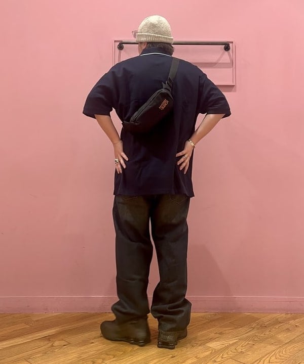 新里 京介さんの「BEAMS WOMEN｜BEAMS / ワイドフィット デニムパンツ」を使ったコーディネート