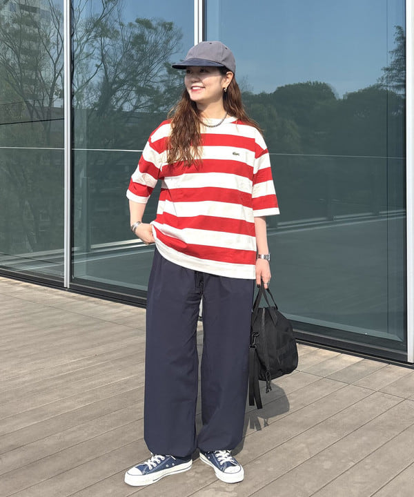 カスタニ モモノさんの「BEAMS WOMEN｜【別注】Gramicci / イージー パンツ」を使ったコーディネート