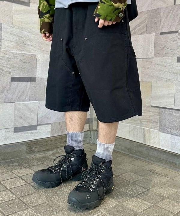 青島 樹生さんの「ダブルニー ショーツ」を使ったコーディネート