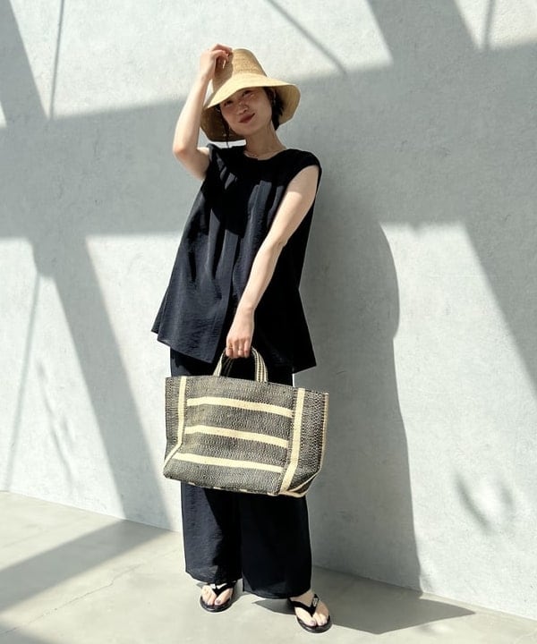隈元 楓さんの「BEAMS WOMEN｜GRILLO / ストロー ブレイド ハット」を使ったコーディネート