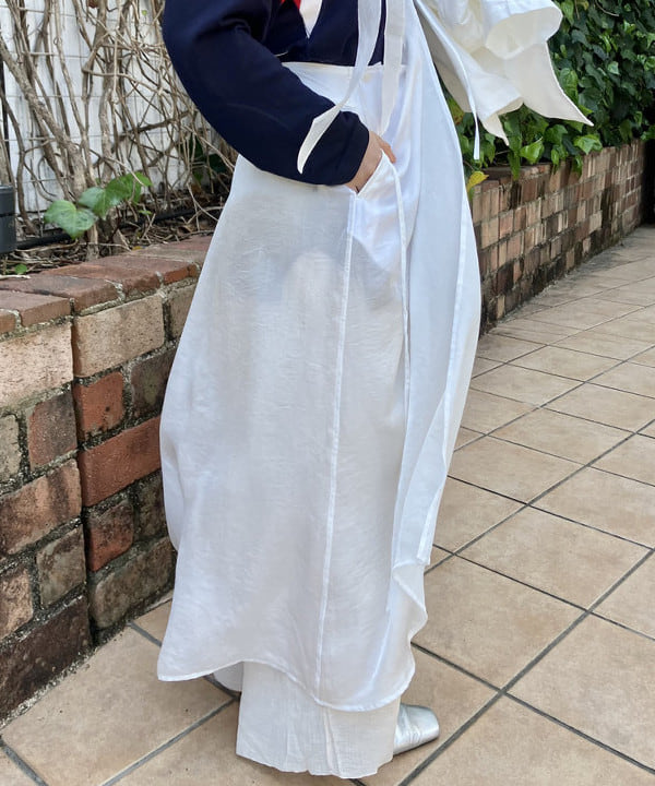 乙藤 侑里さんの「BEAMS WOMEN｜maturely / デタッチ ボウタイ」を使ったコーディネート