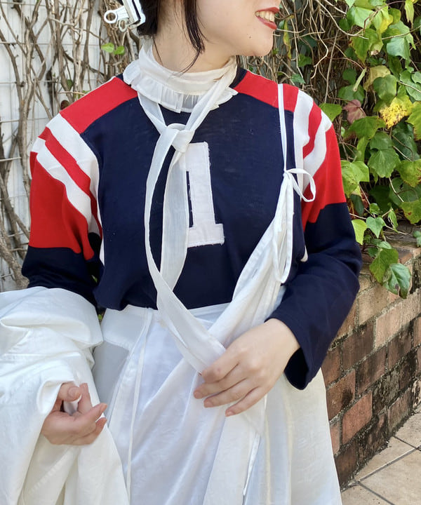 乙藤 侑里さんの「BEAMS WOMEN｜maturely / デタッチ ボウタイ」を使ったコーディネート