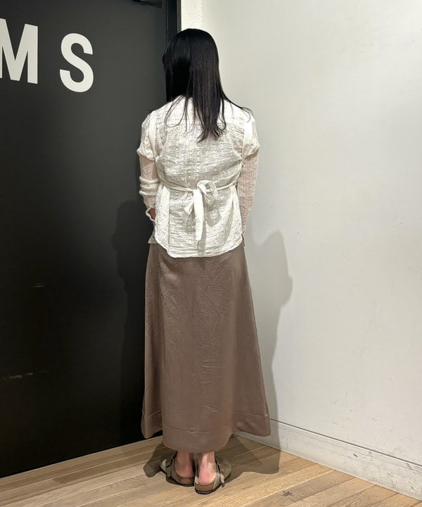sakuraさんの「BEAMS WOMEN｜ELINA LEBESSI / MINI TIED SMOKED TOP」を使ったコーディネート