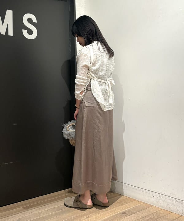 sakuraさんの「BEAMS WOMEN｜ELINA LEBESSI / MINI TIED SMOKED TOP」を使ったコーディネート