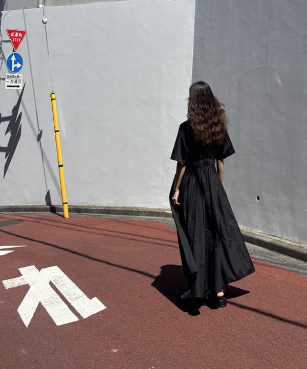 佐々木 南美さんの「BEAMS WOMEN｜タック ウエスト シャツ ワンピース」を使ったコーディネート