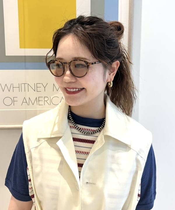 カスタニ モモノさんの「BEAMS WOMEN｜ハンティング ノースリーブ シャツ」を使ったコーディネート