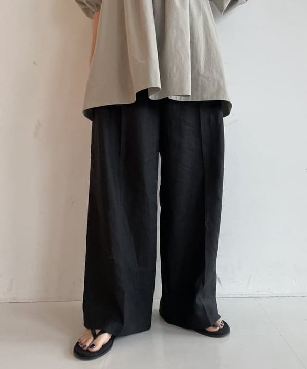 SAKAIさんの「BEAMS WOMEN｜2WAY オフショルダーブラウス」を使ったコーディネート