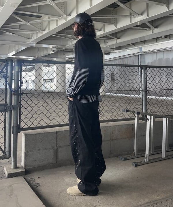 タマイユウトさんの「BEAMS WOMEN｜【別注】FRED PERRY / ハーフジップ ニットポロ」を使ったコーディネート