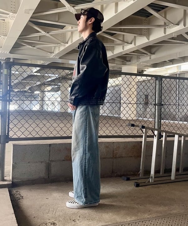 高遠 恒巳さんの「BEAMS WOMEN｜ワイドフィット 4ポケット レザー ブルゾン」を使ったコーディネート