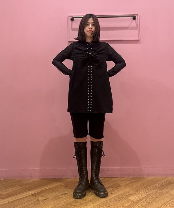 リズさんの「BEAMS WOMEN｜RBS / リングドット スリット ノースリーブ」を使ったコーディネート