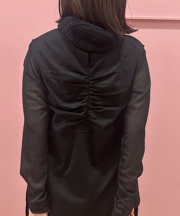 リズさんの「BEAMS WOMEN｜RBS / リングドット スリット ノースリーブ」を使ったコーディネート