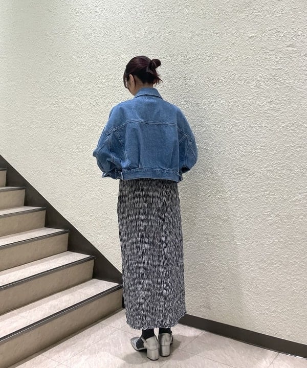 内山 瑛美さんの「【別注】upper hights / THE SHORT デニムジャケット」を使ったコーディネート