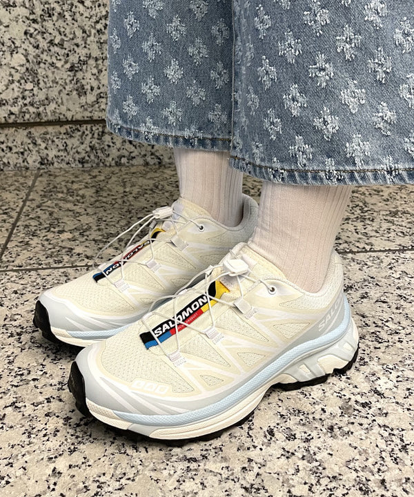まゆちゃんさんの「BEAMS WOMEN｜フーディー ジップ ベスト」を使ったコーディネート