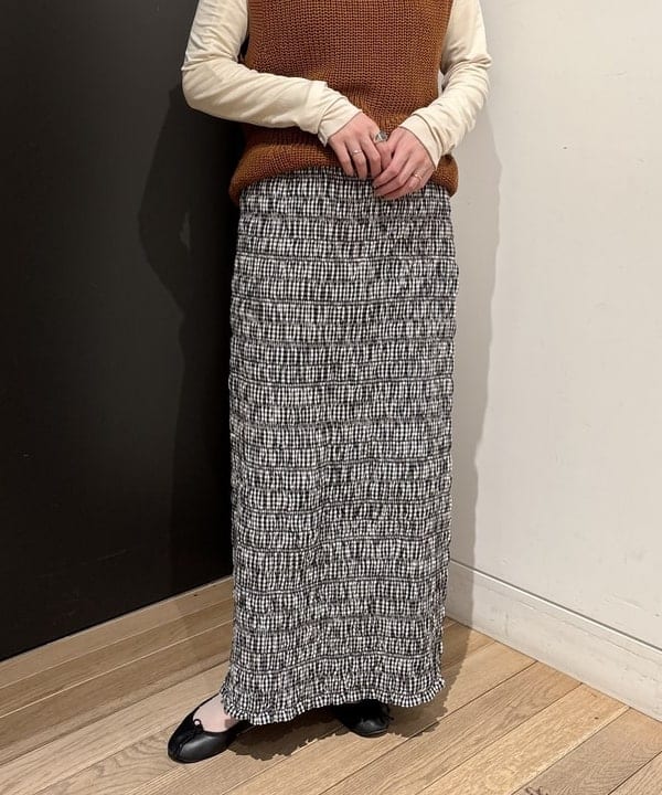 makita mikaさんの「BEAMS WOMEN｜AK+1 / ベルテッド ジレ」を使ったコーディネート