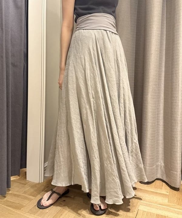 YUIさんの「BEAMS WOMEN｜コットン 16ゲージ ノースリーブ プルオーバー」を使ったコーディネート