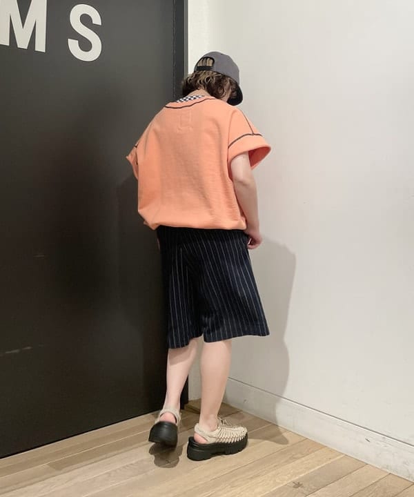 IZUMI MAYUMIさんの「BEAMS WOMEN｜KEEN / UNEEK PLT サンダル」を使ったコーディネート