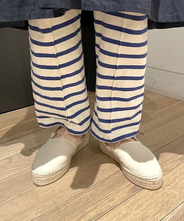 みかみさんの「BEAMS WOMEN｜カットオフ Vネック カーディガン」を使ったコーディネート