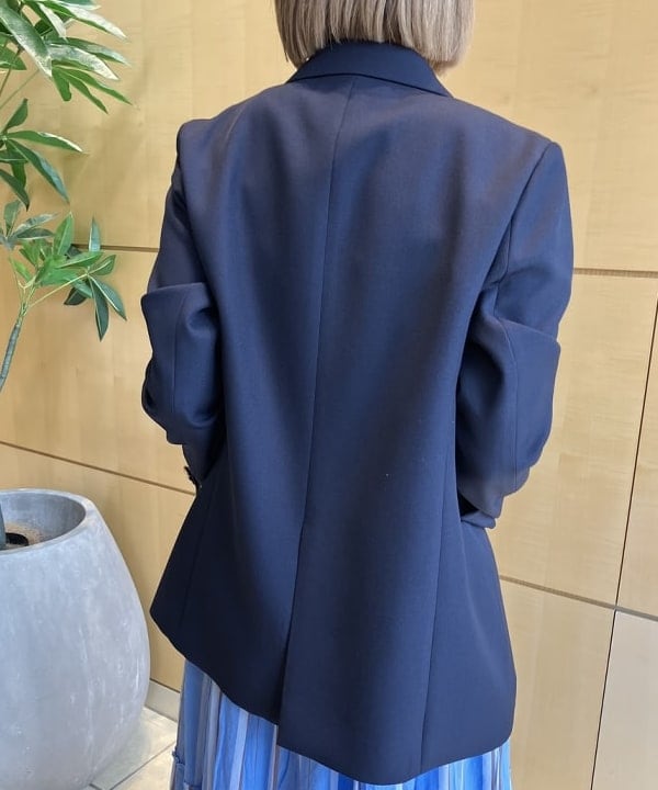 NATSUKIさんの「BEAMS WOMEN｜ドライギャバジン ６ボタン ダブルジャケット」を使ったコーディネート