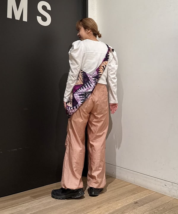 Ito_ririkaさんの「BEAMS WOMEN｜バティック ショルダー エコ バッグ 2025」を使ったコーディネート