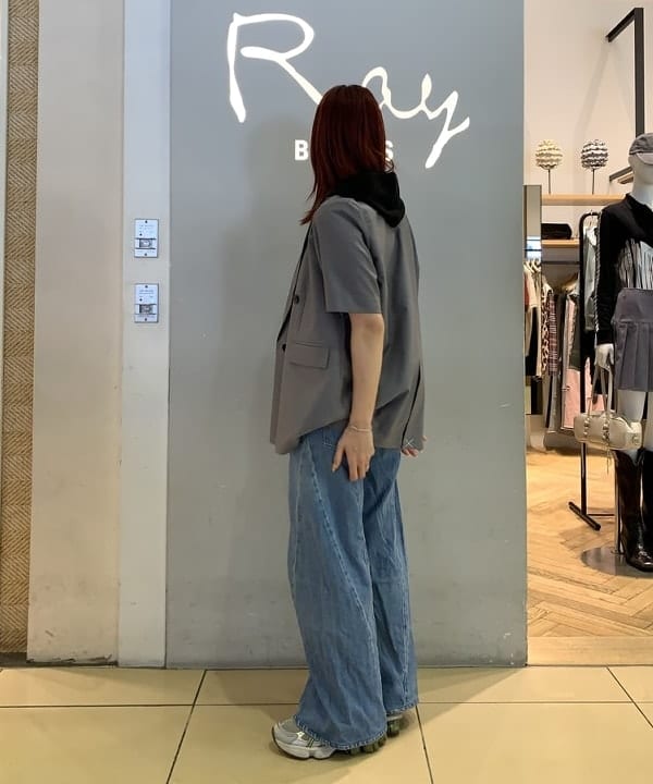 れいなさんの「BEAMS WOMEN｜4ボタン ダブル ハーフスリーブ ジャケット」を使ったコーディネート