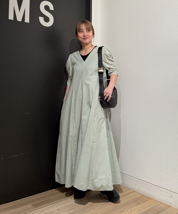 Ito_ririkaさんの「BEAMS WOMEN｜【別注】ne Quittez pas / ボイル ギャザースリーブ ワンピース」を使ったコーディネート