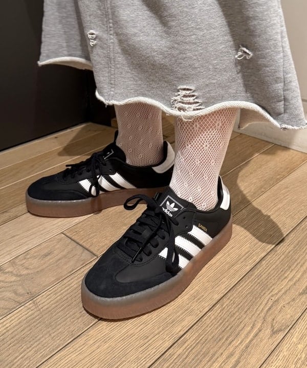 Ito_ririkaさんの「BEAMS WOMEN｜adidas / SAMBAE」を使ったコーディネート