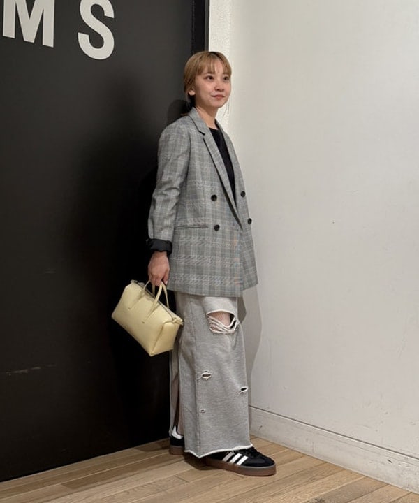 Ito_ririkaさんの「BEAMS WOMEN｜adidas / SAMBAE」を使ったコーディネート