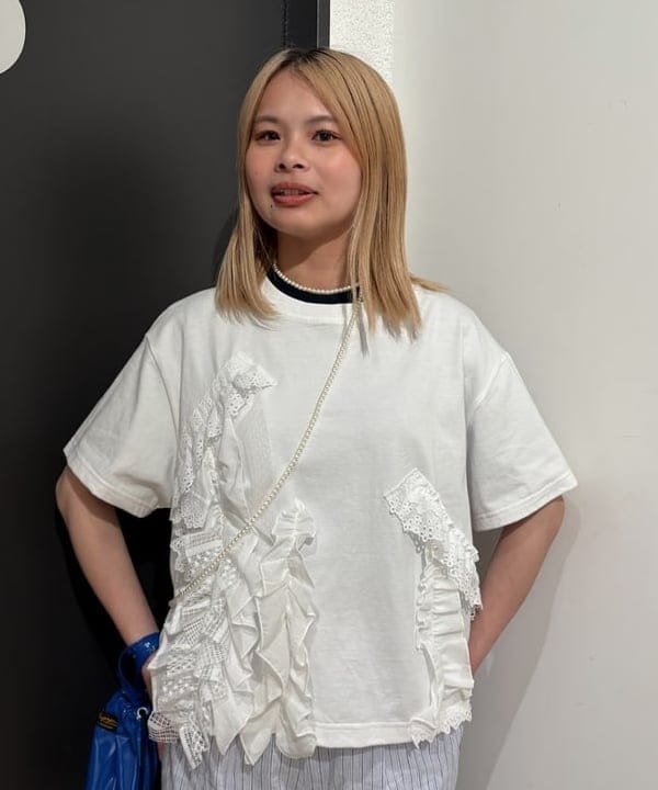 キムさんの「BEAMS WOMEN｜【別注】TORI-TO / コラージュ Tシャツ」を使ったコーディネート