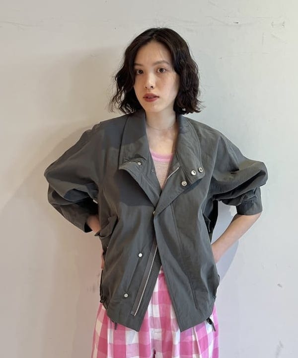 神坂 莉子さんの「」を使ったコーディネート