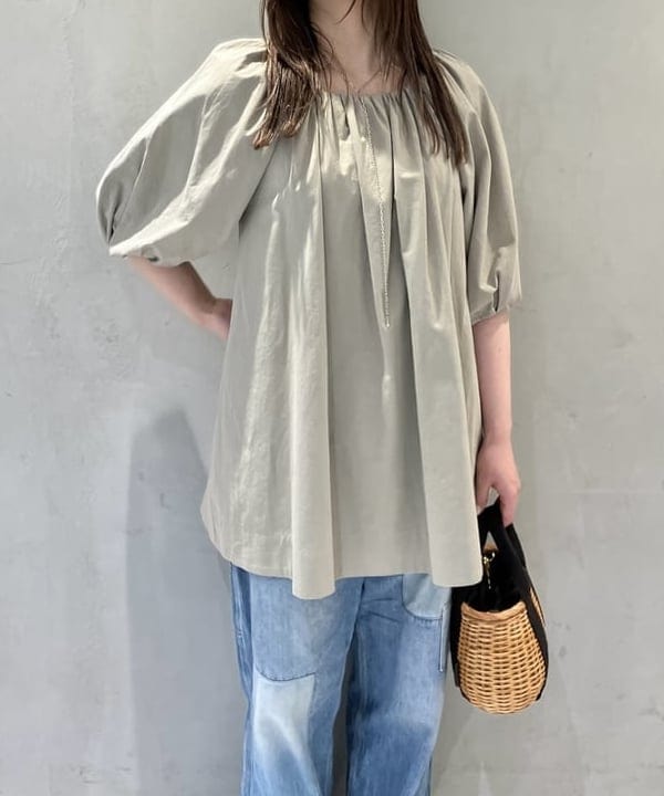 CHIHIROさんの「BEAMS WOMEN｜2WAY オフショルダーブラウス」を使ったコーディネート