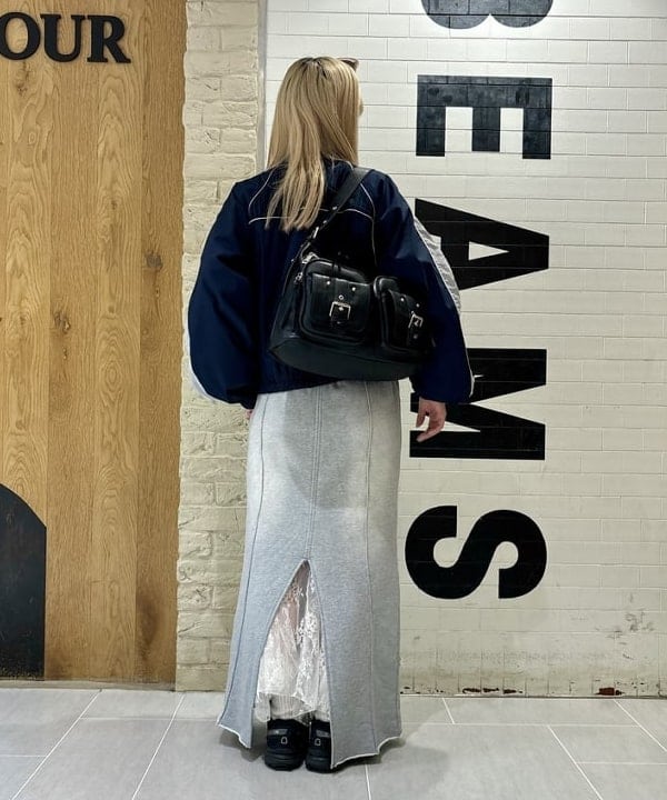 ヒカリさんの「BEAMS WOMEN｜ストライプ キリカエ トラックジャケット」を使ったコーディネート