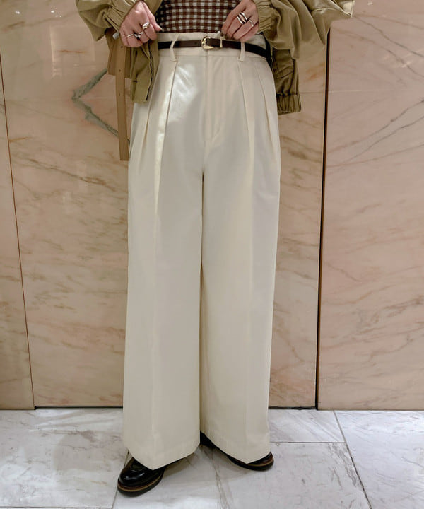 AONO SHIKAMAさんの「BEAMS WOMEN｜AURALEE / PRODUCT DYED FINX GABARDINE ZIP BLOUSON」を使ったコーディネート