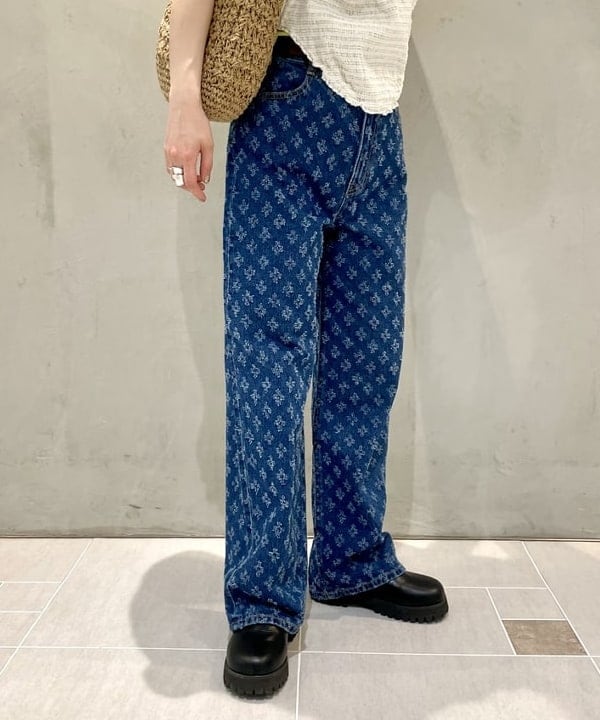 カタヤマ アヤさんの「BEAMS WOMEN｜ショルダー パッド フレンチスリーブ Tシャツ」を使ったコーディネート