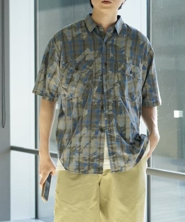 SUDOさんの「BEAMS WOMEN｜フェード ワーク チェックシャツ」を使ったコーディネート