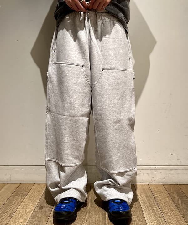 関澤 佑樹さんの「BEAMS WOMEN｜ダブルニースウェットパンツ」を使ったコーディネート