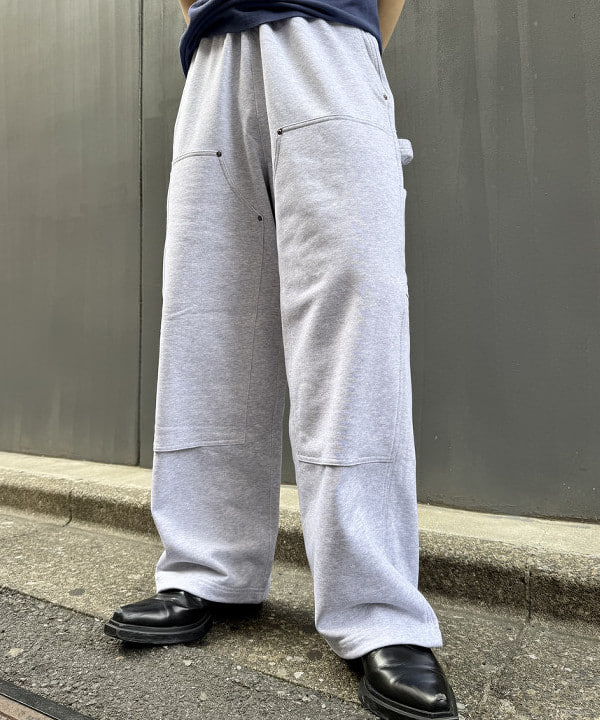 配島 孝明さんの「BEAMS WOMEN｜ダブルニースウェットパンツ」を使ったコーディネート