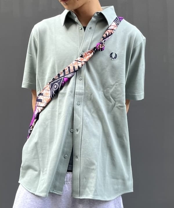 菊田 悠さんの「BEAMS WOMEN｜【別注】FRED PERRY / 鹿の子 ショートスリーブ シャツ」を使ったコーディネート