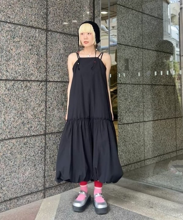 あさひさんの「BEAMS WOMEN｜バルーン キリカエ キャミ ワンピース」を使ったコーディネート